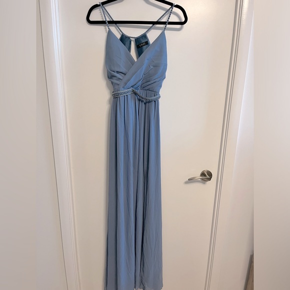 Elegant blue dress 🩵✨ - Picture 1 of 2